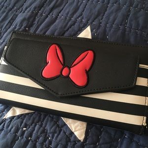 Disney Parks Minnie Mouse Wristlet